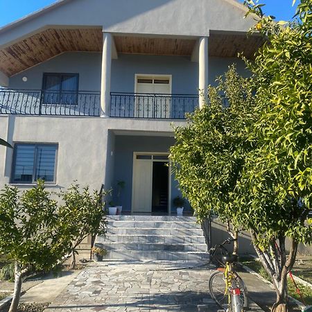 The Hideaway Guesthouse Bahçallëk エクステリア 写真