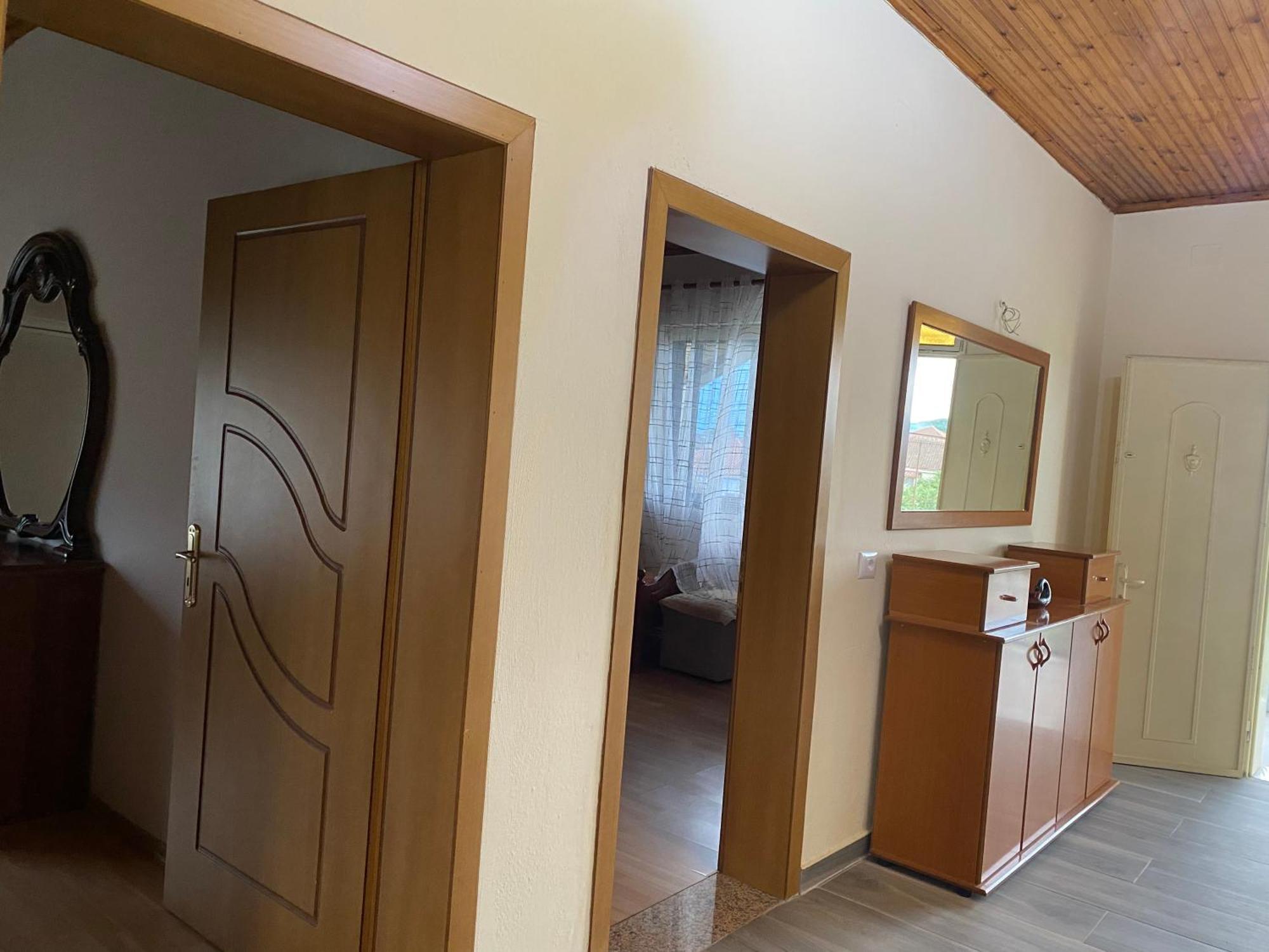 The Hideaway Guesthouse Bahçallëk エクステリア 写真