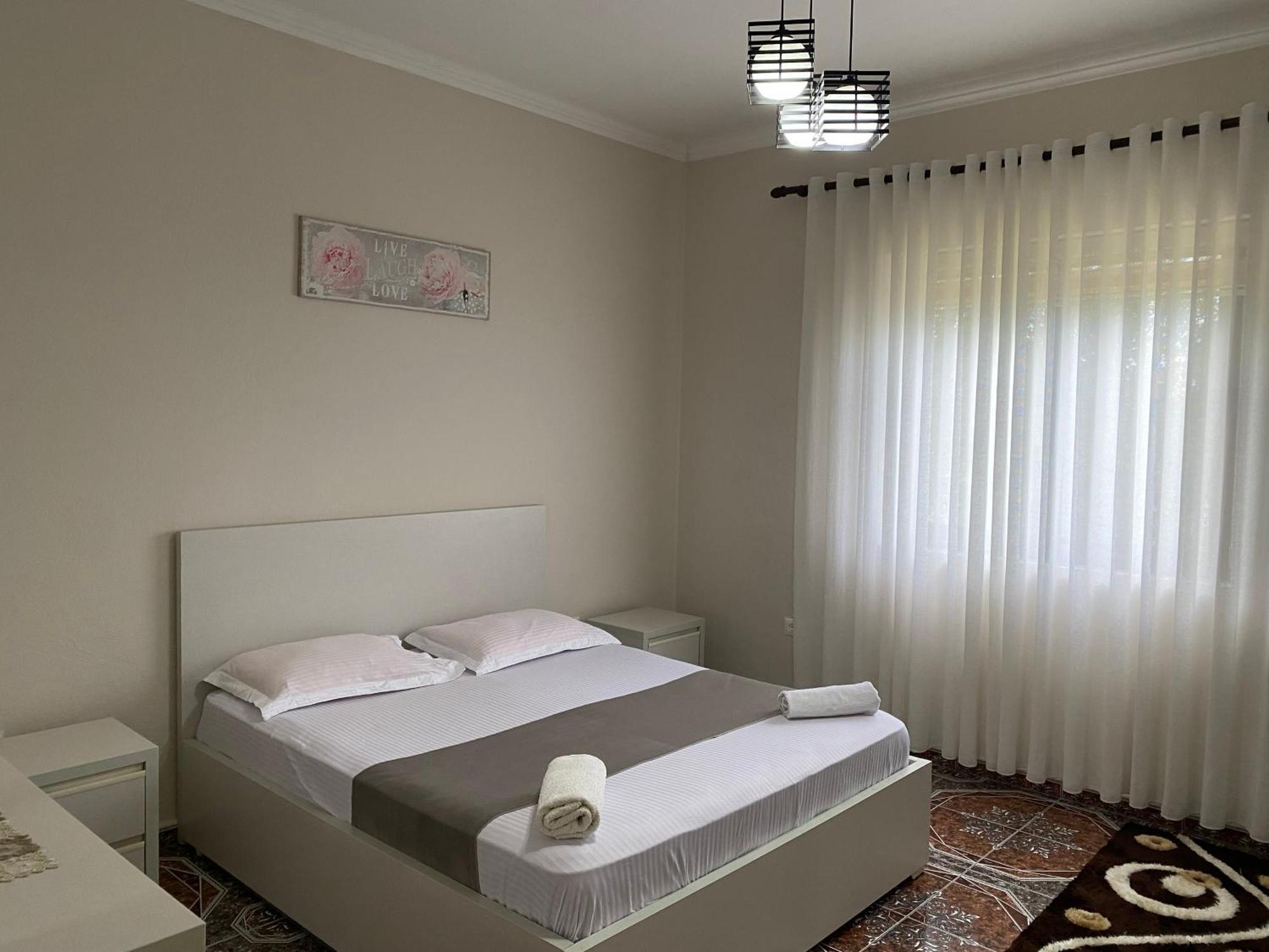 The Hideaway Guesthouse Bahçallëk エクステリア 写真