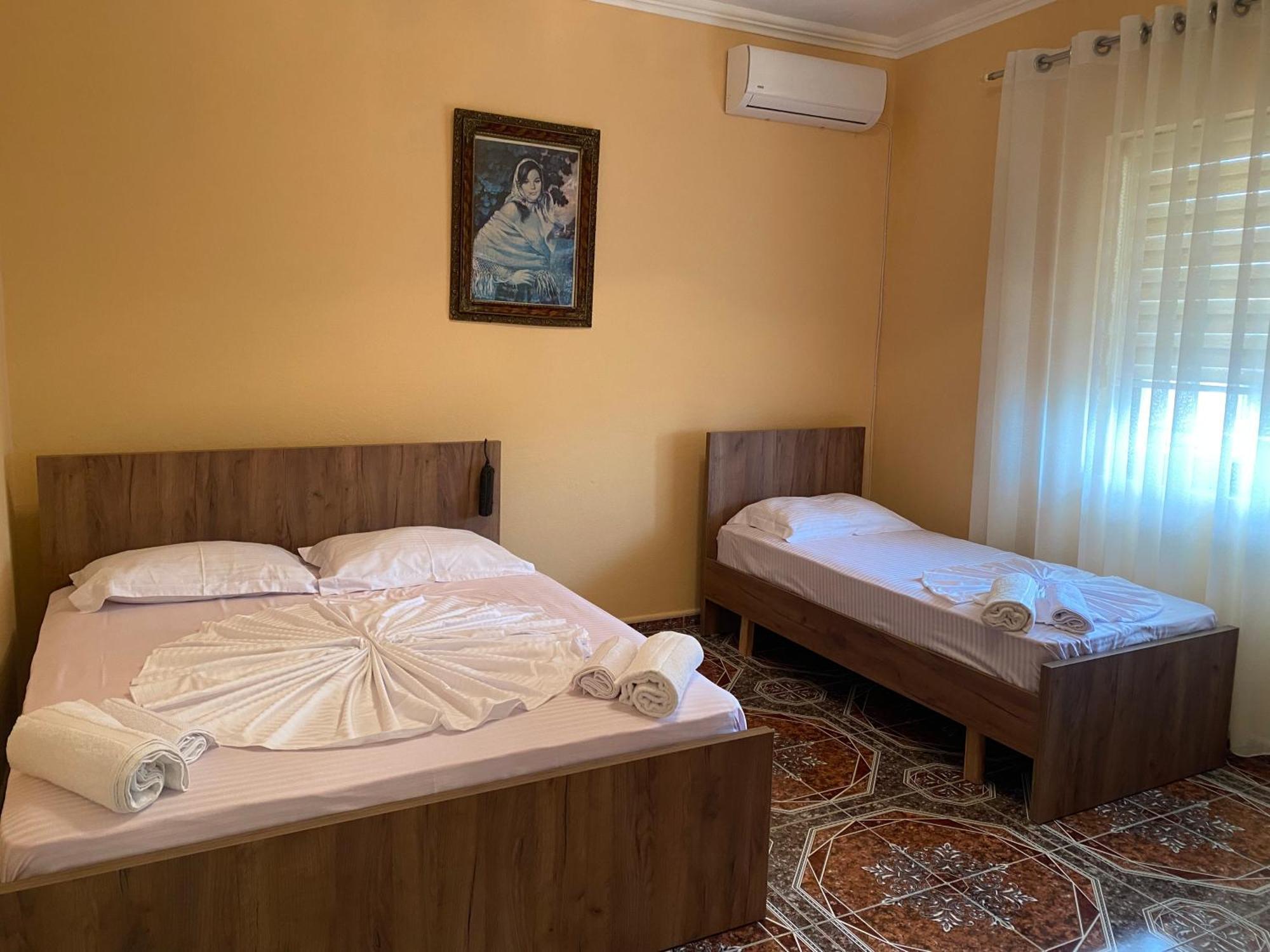 The Hideaway Guesthouse Bahçallëk エクステリア 写真