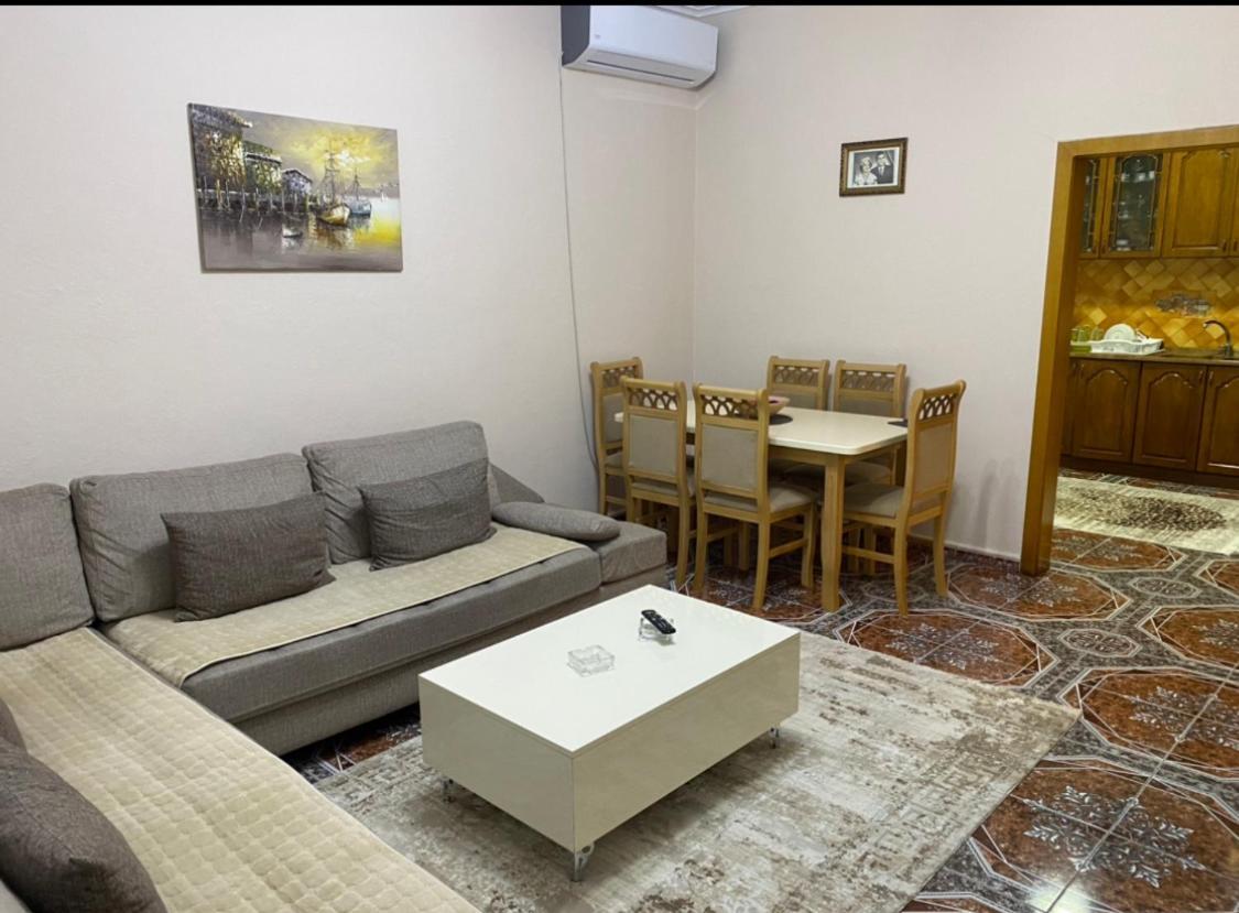 The Hideaway Guesthouse Bahçallëk エクステリア 写真